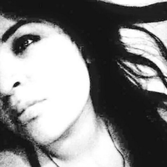 Meet your Posher, Brenda - Picture 1 of 1